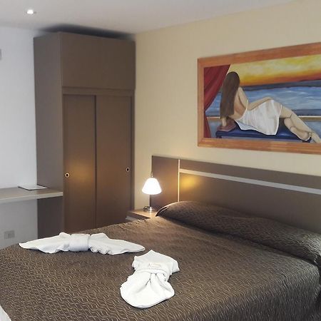 Aparthotel Vertientes Termas de Río Hondo Eksteriør billede